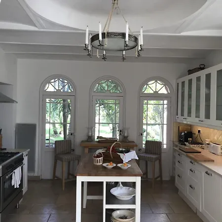 Villa Palaio *